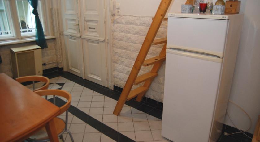 - Veres Palne Apartment *