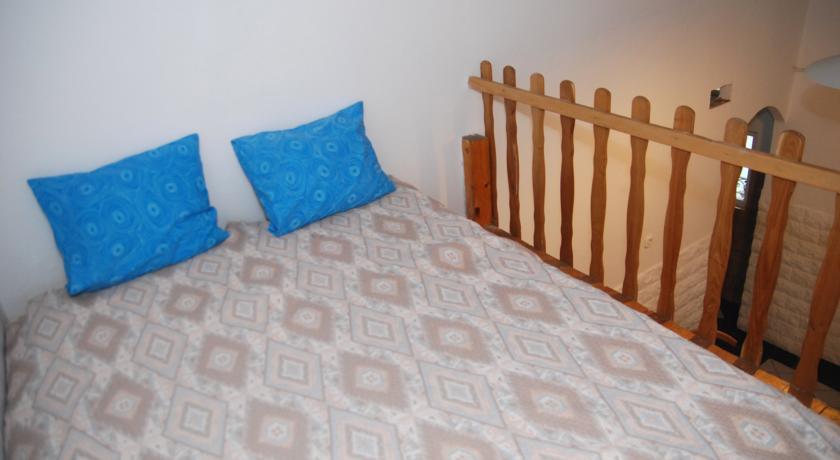 - Veres Palne Apartment *