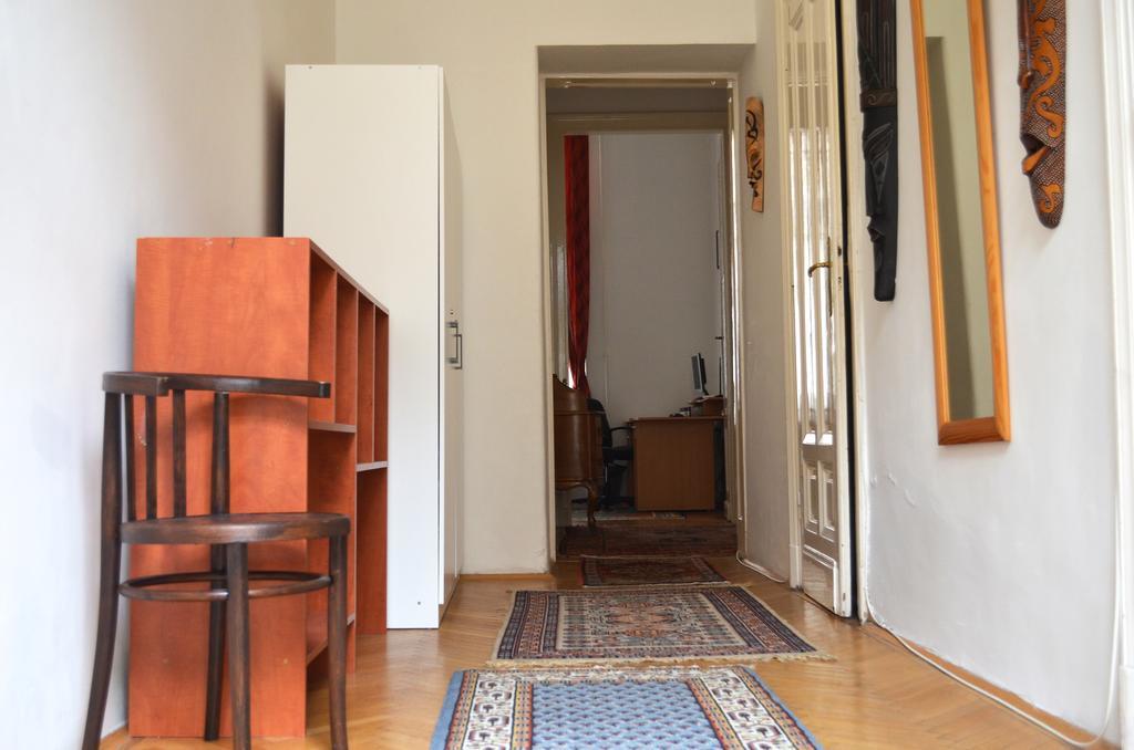 Apartment - Veres Palne
