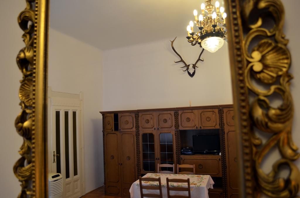 Apartment - Veres Palne